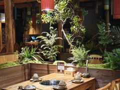 -野山舂·贵州现舂酸汤火锅(鸿通城店)