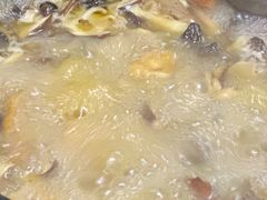 -菌之家·专业纯野生菌火锅·特色炒菌