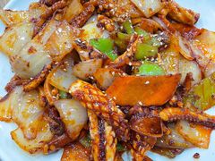 辣炒鱿鱼-贤花饭店(城阳店)