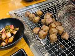 雪花肉粒-肉甲韩国木炭烤肉(新壹街1店)