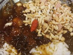 豪华红糖醪糟冰汤圆-流浪地图剁椒卤汁拌饭(未来城购物广场店)