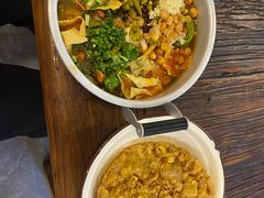 -丽丽三鲜螺蛳粉(田林路店)