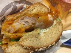 果木香风味火烤鸡腿堡-汉堡王(金鹰天地广场店)