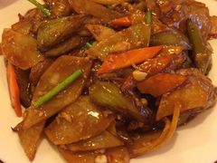 -闯关东东北农家菜(崂山石老人店)