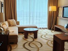 -上海浦东康桥绿地假日酒店