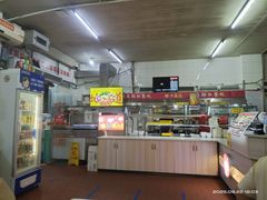 大堂-津品味小吃(大学湾店)