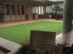 -ROAST coffee & eatery