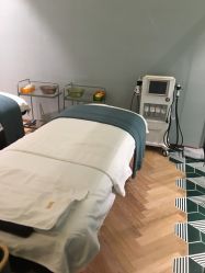 -花隐·美芙炫海菲秀皮肤管理中心