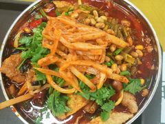 -红鼻子桂林米粉(金唐新光界店)
