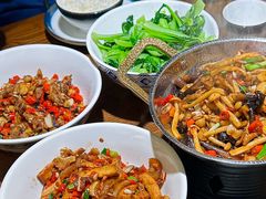 耳尖炒香干-八碗湘长沙市井菜(坡子街店)