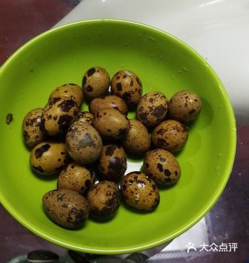 我们家的糖放的不少，但是由于是红糖甜而不腻