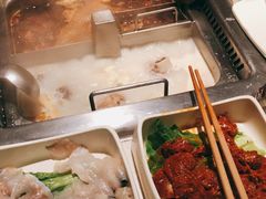 -海底捞火锅鲜切牛肉主题店(长寿路店)