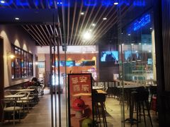 -巴黎贝甜(大宁国际商业广场店)