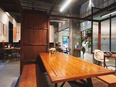 靠窗位-VESH COFFEE(定西路店)