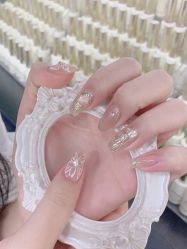 -芊屿芊浔美甲