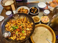 -富正毅三下锅·湘西韵味(天门山索道店)