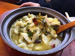 -周鱼小馆石锅酸菜鱼(活力汇店)