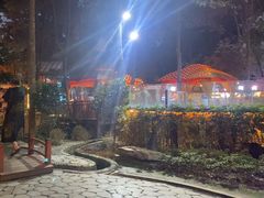 -二荆条·蜀鲜汇城市森林火锅