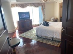 -广州富力丽思卡尔顿酒店