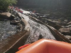 -安吉龙王山峡谷漂流