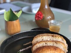 餐前面包-柏悦酒店-沁园牛排海鲜西餐厅