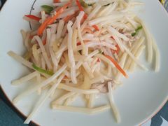芦苇根炒肉丝-梦缘水乡·湖景餐厅
