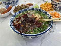 -伊穆祥牛肉面总店·清真