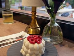 -潮一不贰·法式甜品·生日蛋糕·西式简餐(外滩店)