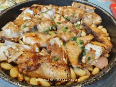 -年辉渔村·非遗传承餐厅(新丰江店)