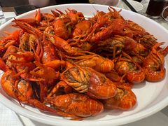 -肥肥虾庄·金牌油焖大虾(首义路店)