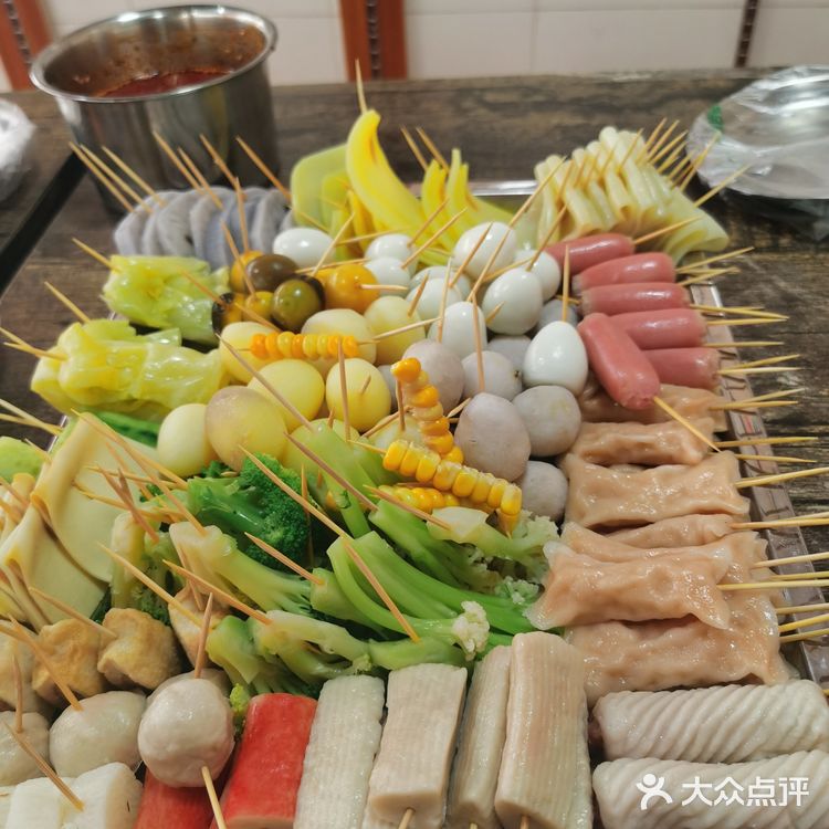 冷沾沾有个酸辣口味的蘸碟