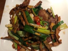 -黑鸡小馆(金源店)