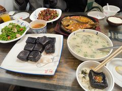 -神仙钵湘香土菜馆(光华路店)