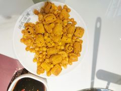 -洪氏嗨捞·广东猪肚鸡·椰子鸡火锅(西咸万象城店)