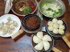 -王菊美食街·王菊面馆(总店)