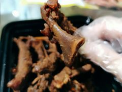 -周黑鸭(地铁虹桥火车站店)