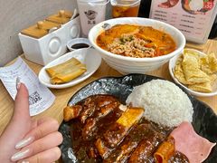 -凯峰鱼汤米线(金利達店)