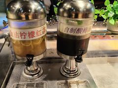 -牛里牛气· 榴莲海鲜鲜牛肉自助火锅·烤肉(横岗店)