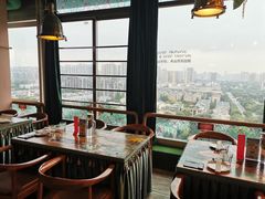 靠窗位-烛影拾光观景餐厅·创意菜·摄影·小提琴(大唐不夜城店)