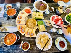 -云中捞高空旋转餐厅(商茂世纪广场店)