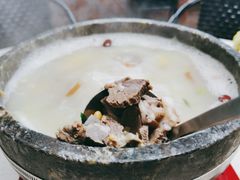 -墨脱石锅椰子鸡•香草鸭•东山羊(大东海店)