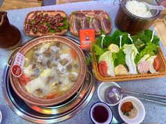 -阿婆情腊排骨火锅(金虹路店)