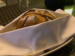 餐前面包-上海和平饭店华懋阁 Cathay Room