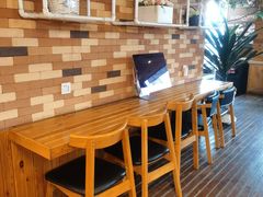 -劳顶笨咖啡(丽水宜家店)