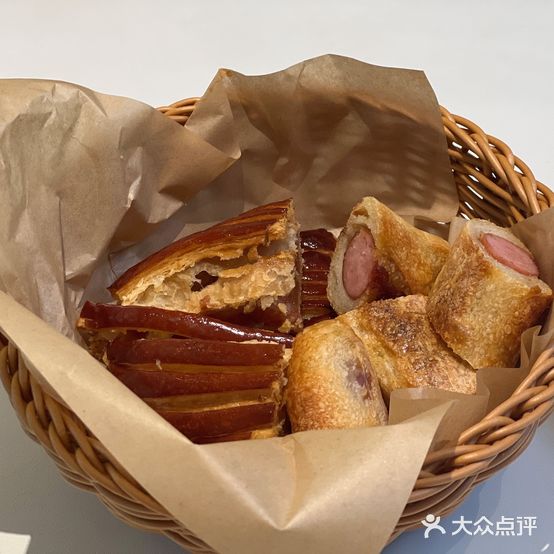 MELODY·LUO BAKERY