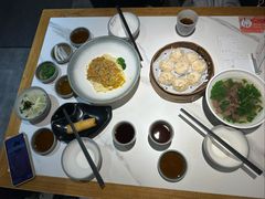 -馋三尺蟹粉小笼(人民广场店)