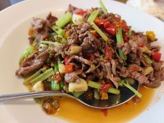 -严记小天府酸菜鱼(西四路店)