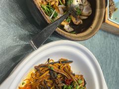 啫啫蘑菇煲-马仕玖煲·融合菜·酥不腻烤鸭(人大店)