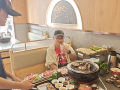 -围炉肉舍•炭烤活鳗•丹东海鲜烤肉(步行街店)