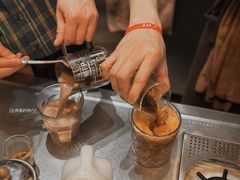 -Be Lived Cafe比例咖啡(摩天轮店)
